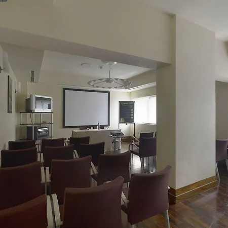 Nh Otel 4*